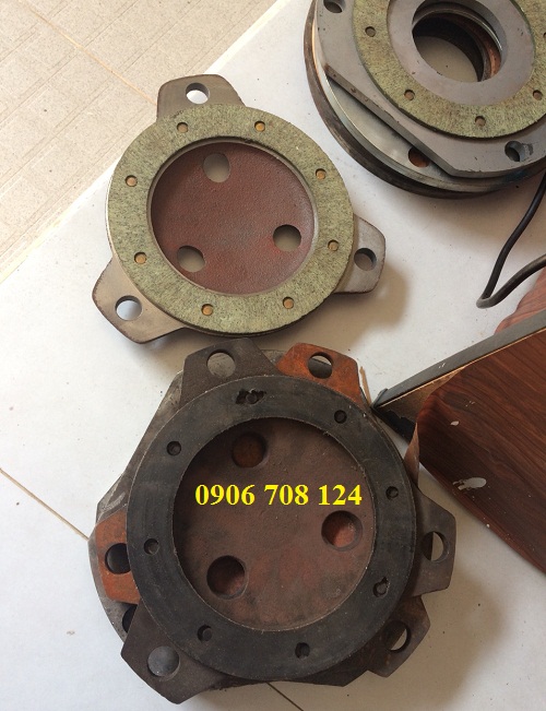 Má phanh cầu trục Má phanh cầu trục