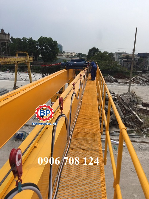 Ròng rọc chạy cáp thép Ròng rọc chạy cáp thép