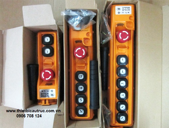 điều khiển bằng tay bấm điều khiển bằng tay bấm