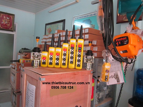 tay bấm điều khiển tay bấm điều khiển