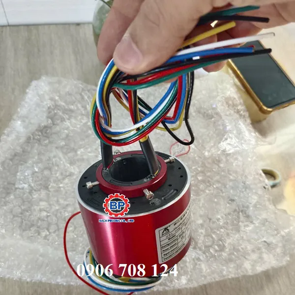 Cổ góp điện kín 12 pha SRH3899-12P