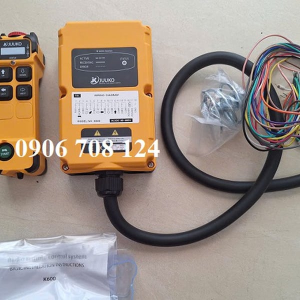 Điều khiển từ xa Juuko K400 loại 4 nút 1 cấp