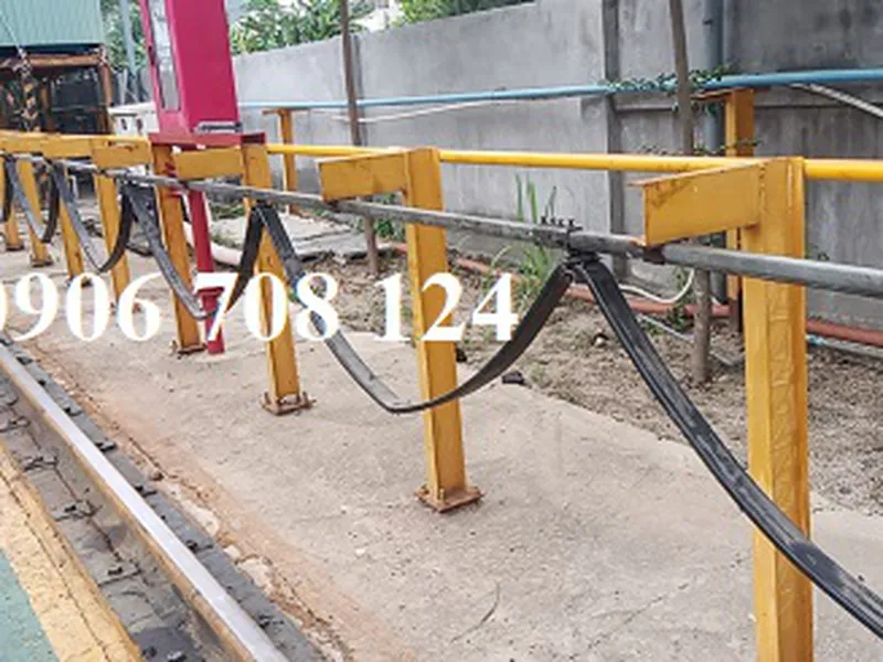 Ray C cầu trục mua ở đâu?