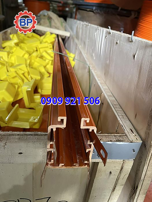 RAY ĐIỆN HỘP KÍN 4P50A, 4P75A, 4P100A RAY ĐIỆN HỘP KÍN 4P50A, 4P75A, 4P100A