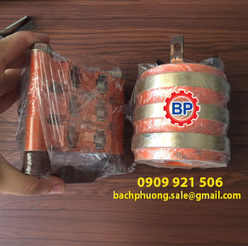 Cổ góp điện 3 pha đường kính 50x90x80 mm Cổ góp điện 3 pha đường kính 50x90x80 mm