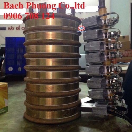 Cổ góp điện 8 pha Cổ góp điện 8 pha