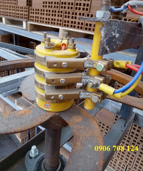 Cổ góp điện lò gạch Cổ góp điện lò gạch