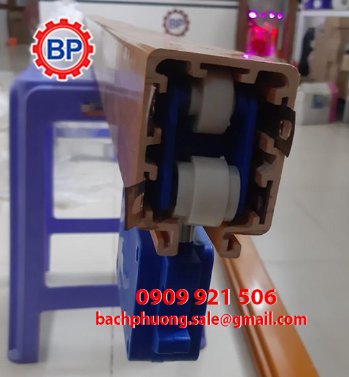 Ray điện an toàn hộp kín  Ray điện an toàn hộp kín