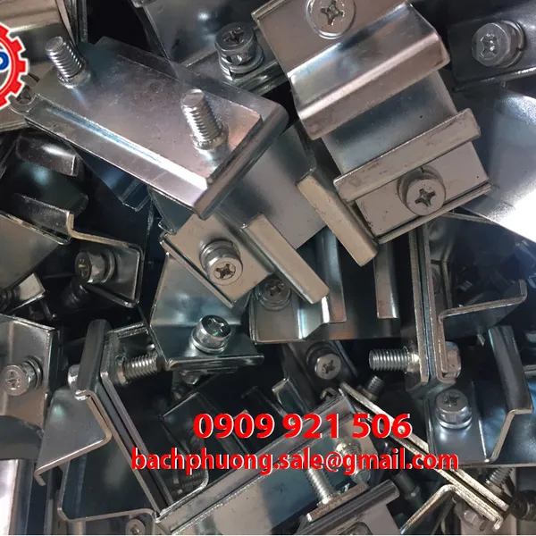 Kẹp máng ray C cầu trục