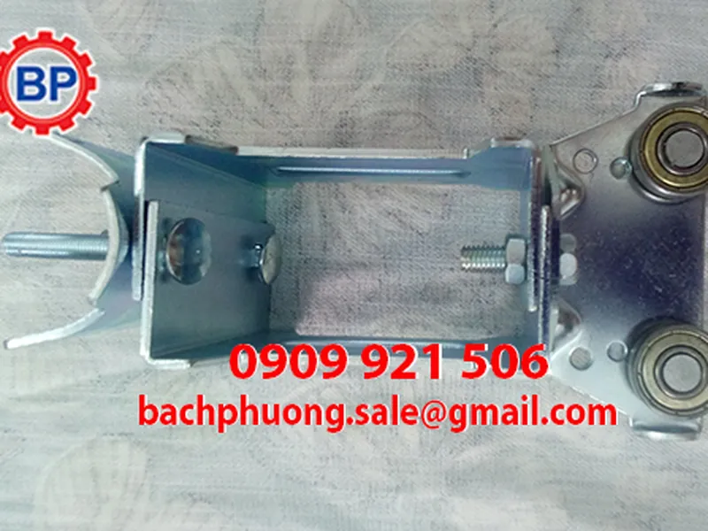 Con trượt dẫn hướng ray C 30x32mm