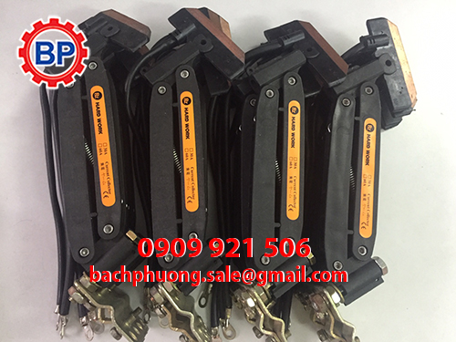 Tay lấy điện hiệu Hard work Tay lấy điện hiệu Hard work