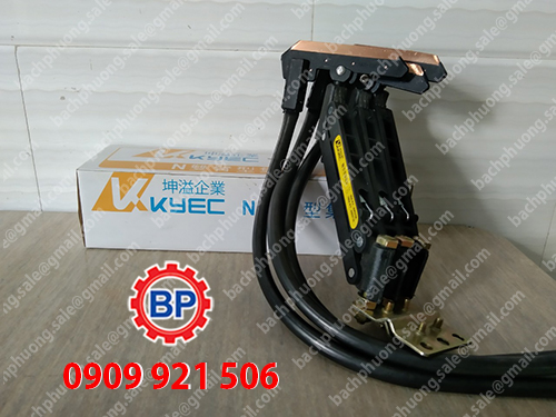 Chổi tiếp điện 3P100A kyec Chổi tiếp điện 3P100A kyec