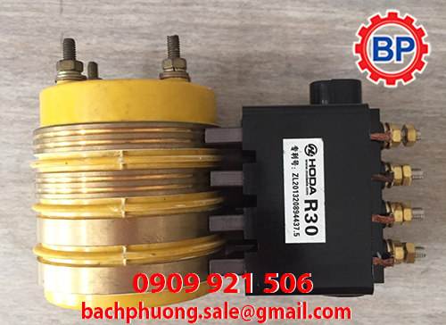 Giá đở chổi than cổ góp Giá đở chổi than cổ góp