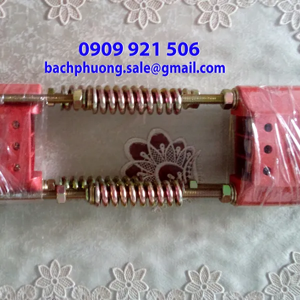 Căng ray điện an toàn cầu trục