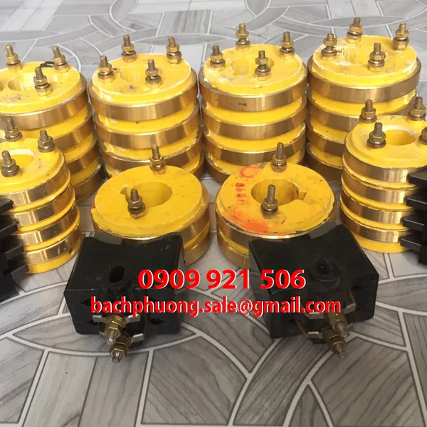 Cổ góp điện 2 Pha 20*50*50mm