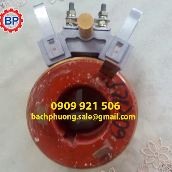 Cổ góp điện 3 Pha 30x70x75mm