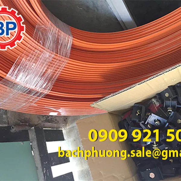 Cung cấp ray điện an toàn hard work