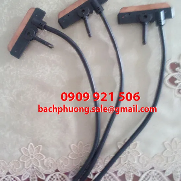 Lá than chổi điện cầu trục