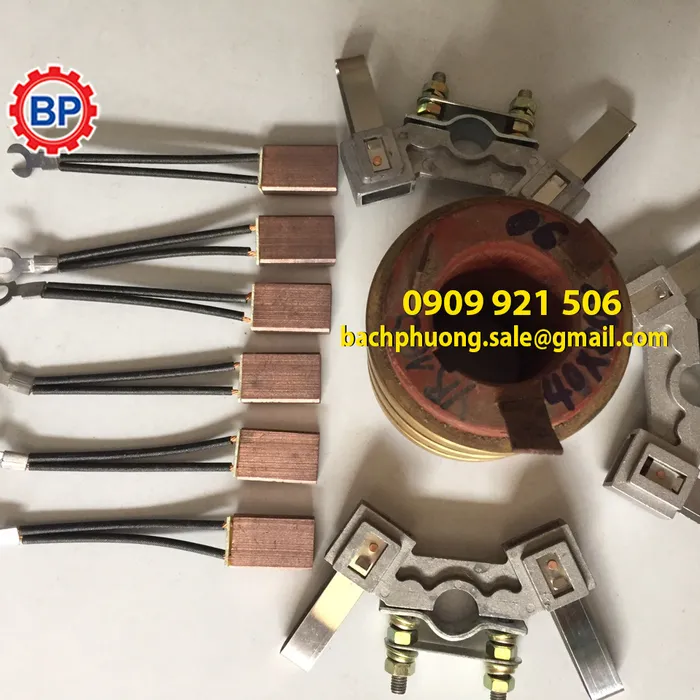 Cổ góp điện 3 Pha 40x80x70mm