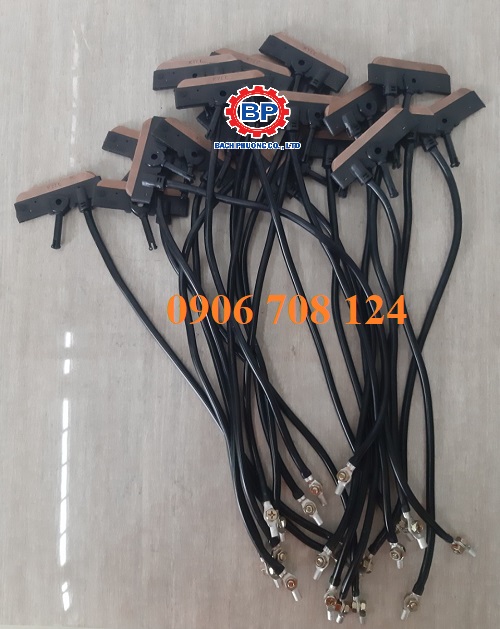 Chổi than cầu trục 60A Kyec KY 3906 Chổi than cầu trục 60A Kyec KY 3906