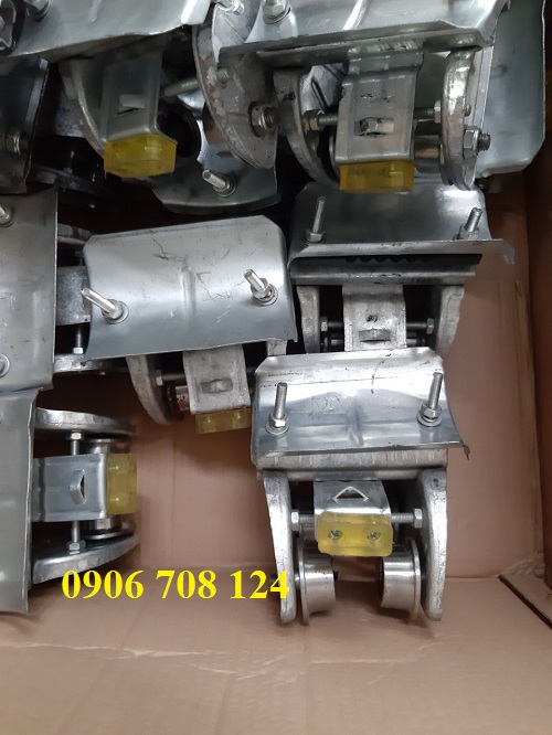 Con lăn chạy cáp dầm I Con lăn chạy cáp dầm I