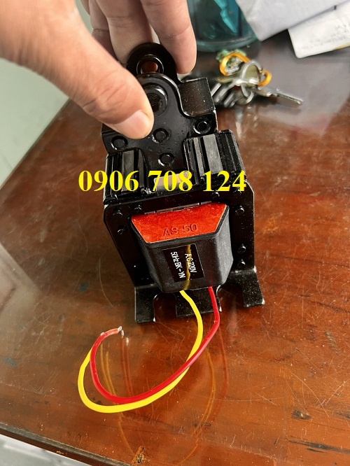 Cuộn hút phanh Hitachi Nhật điện 220V Cuộn hút phanh Hitachi Nhật điện 220V