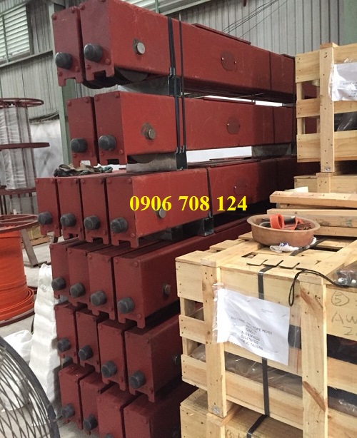 Dầm biên cầu trục Dầm biên cầu trục