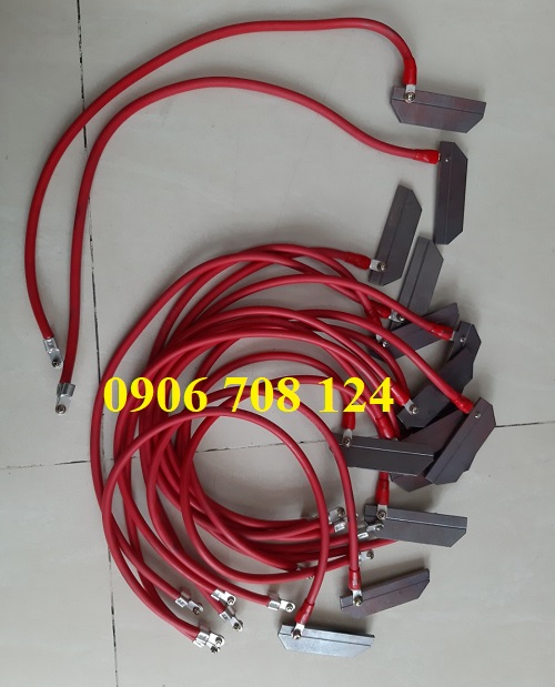 Dao lấy điện cầu trục 1P 100A Dao lấy điện cầu trục 1P 100A