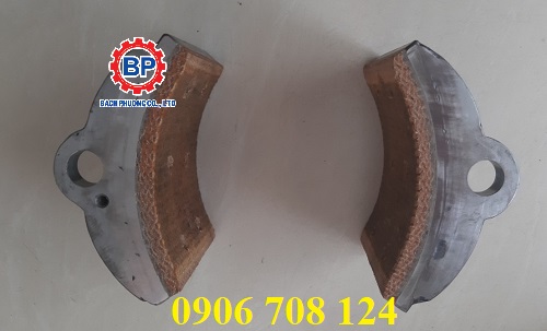 Gia công dán bố thắng cầu trục 5 tấn Gia công dán bố thắng cầu trục 5 tấn