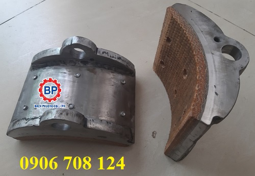 Gia công dán bố thắng cầu trục đường cong Gia công dán bố thắng cầu trục đường cong