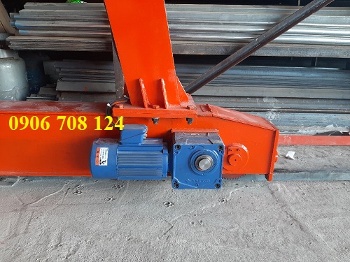 Mô tơ giảm tốc cốt ngang (cốt âm) cổng trục Mô tơ giảm tốc cốt ngang (cốt âm) cổng trục