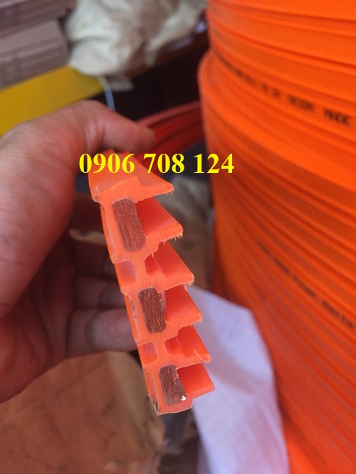 Ray điện an toàn cầu trục 3P-200A Ray điện an toàn cầu trục 3P-200A