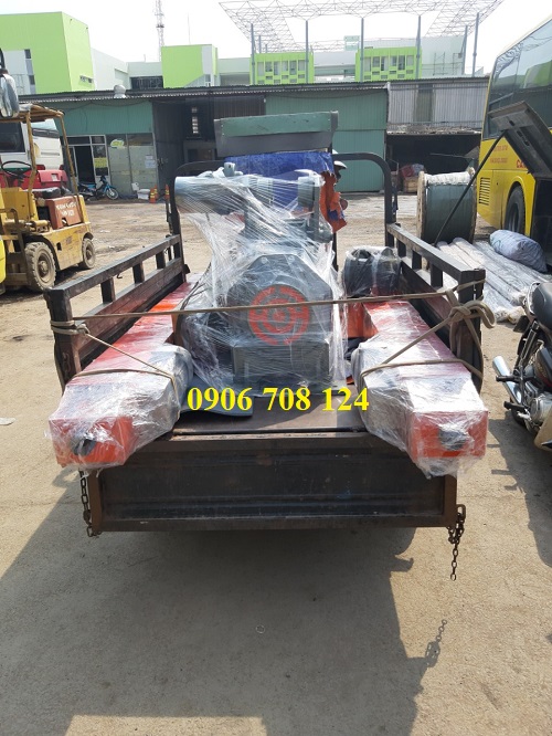 Bộ dầm biên cầu trục 2,5 mét Bộ dầm biên cầu trục 2,5 mét