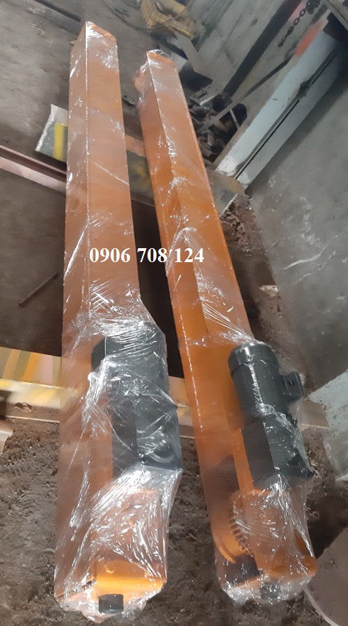 Bộ dầm biên cầu trục 2,5 mét Bộ dầm biên cầu trục 2,5 mét