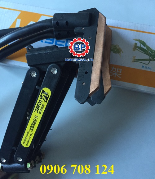 Chổi tiếp điện 3P 100A Chổi tiếp điện 3P 100A