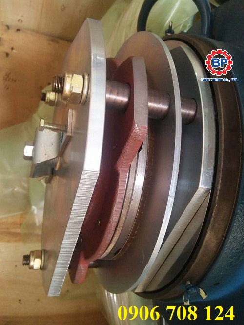 Dán bố thắng cầu trục Hàn Quốc Dán bố thắng cầu trục Hàn Quốc