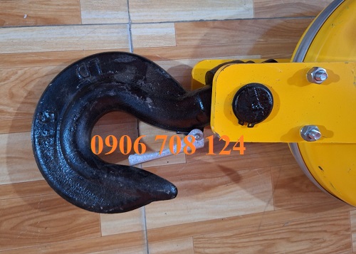 Móc cẩu palang cáp 5 tấn 1 puly vàng Móc cẩu palang cáp 5 tấn 1 puly vàng
