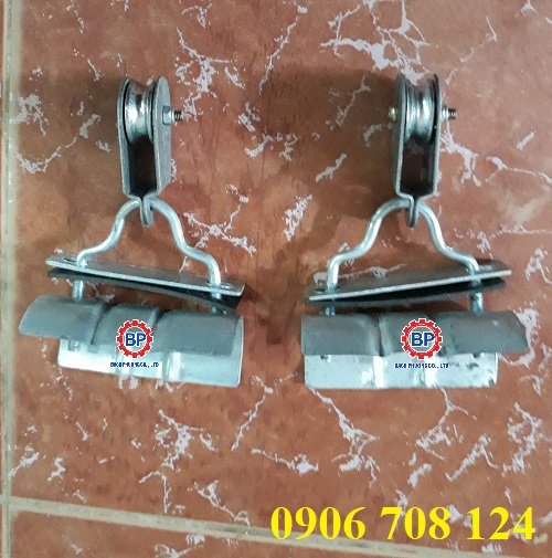 Ròng rọc treo cáp điện dẹp Ròng rọc treo cáp điện dẹp