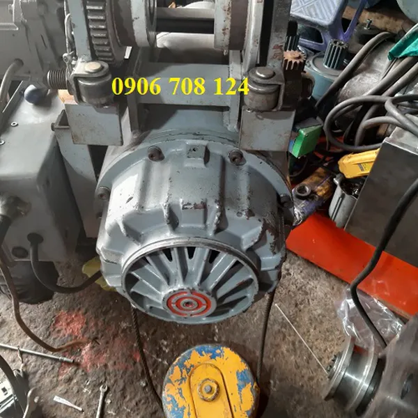Palang điện Nippon 2,8 tấn nhật bãi