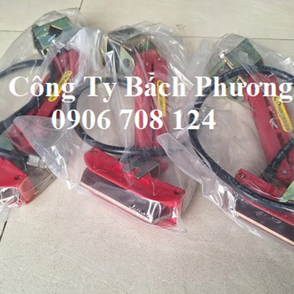 Tay lấy điện 1P 200A CH7504
