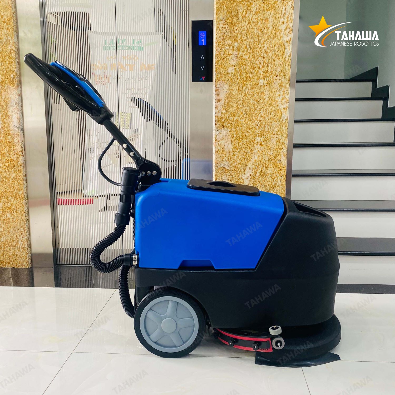 Máy chà sàn nhà xưởng Tahawa HC430B (dùng bình) Máy chà sàn nhà xưởng Tahawa HC430B (dùng bình)