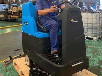 Máy Chà Sàn Công Nghiệp Ngồi Lái – Giải Pháp Tối Ưu Cho Nhà Xưởng Trên 5.000m²