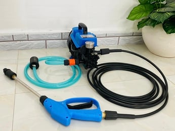 Tư Vấn Chọn Mua Máy Rửa Xe Gia Đình Từ A-Z Cho Người Mới [2026]