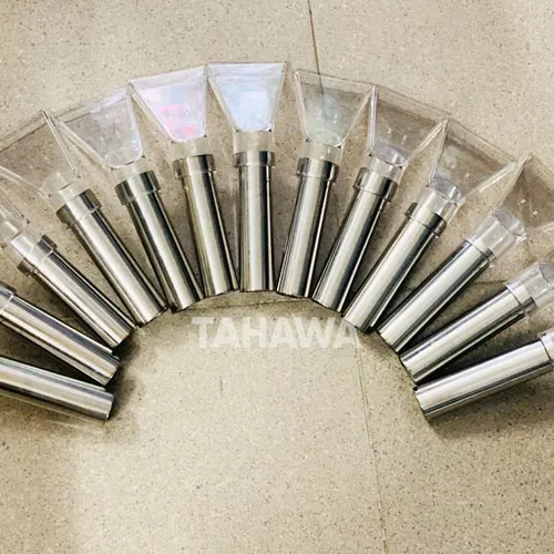 Mỏ vịt bằng nhựa giặt ghế