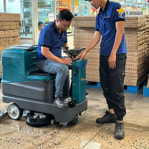 Máy chà sàn ngồi lái Tahawa KF80T dùng bình