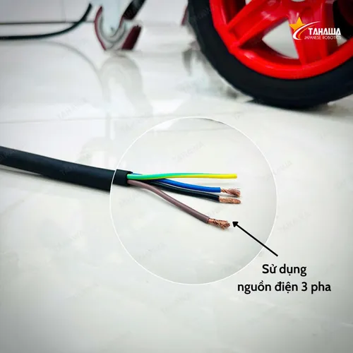 Máy phun áp lực cao TAHAWA S250, công suất 7500W