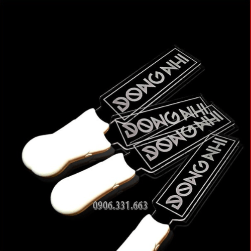 In light stick 2D ca sĩ Đông Nhi In light stick 2D ca sĩ Đông Nhi