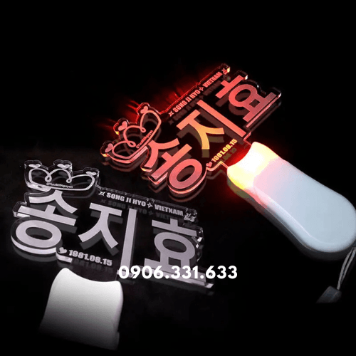 In light stick 2D Song Ji Hyo