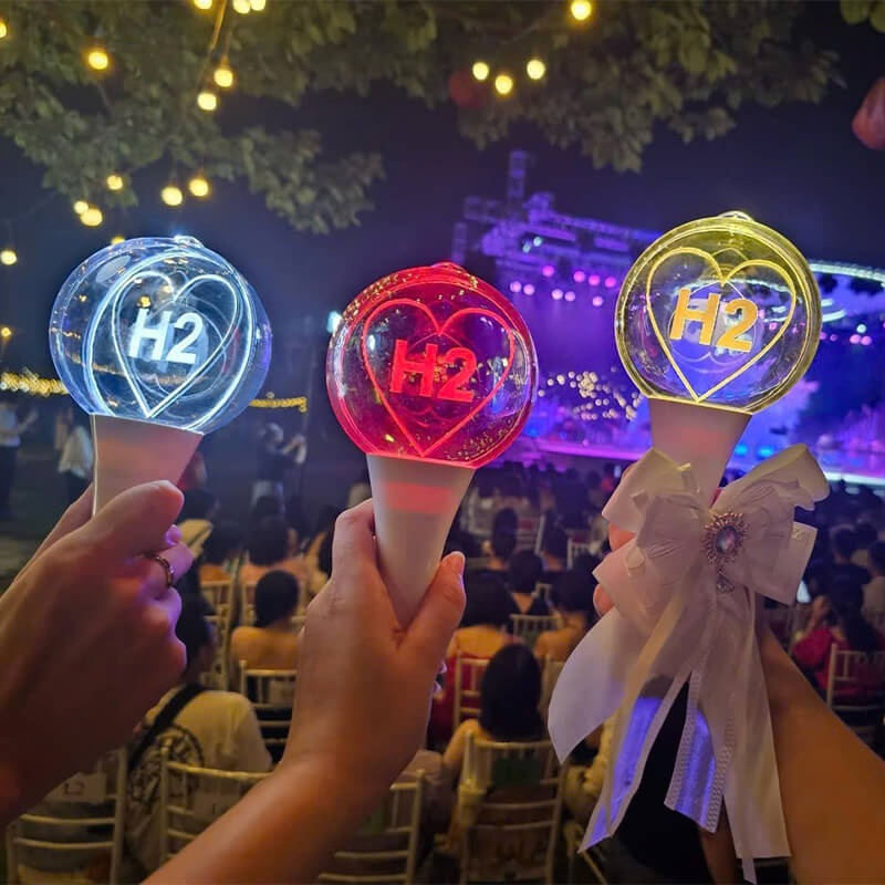 gậy cỗ vũ 3d không xoay remote