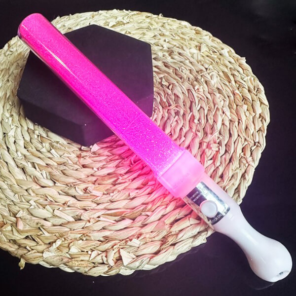 gậy cỗ vũ phát sáng đèn led